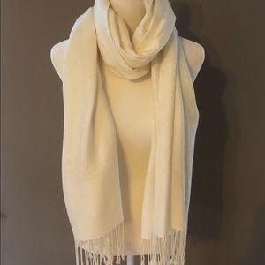 Ivory scarf with fringe. Soft w/inlaid design